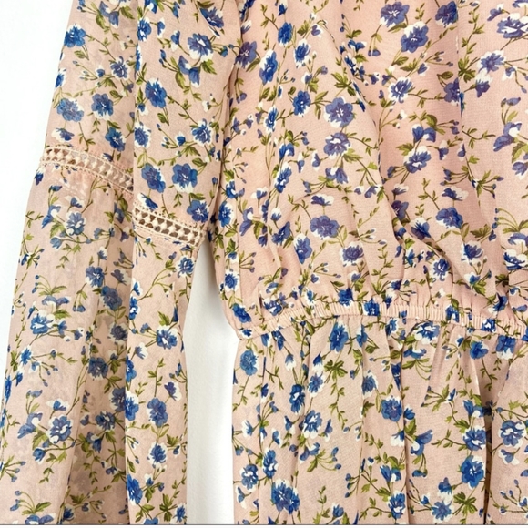 Emory Park Pink Floral Bell Sleeve Top - Picture 3 of 10